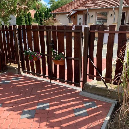 Mandi Apartman Veresegyház Exterior foto