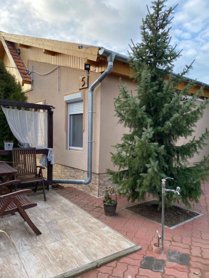 Mandi Apartman Veresegyház Exterior foto